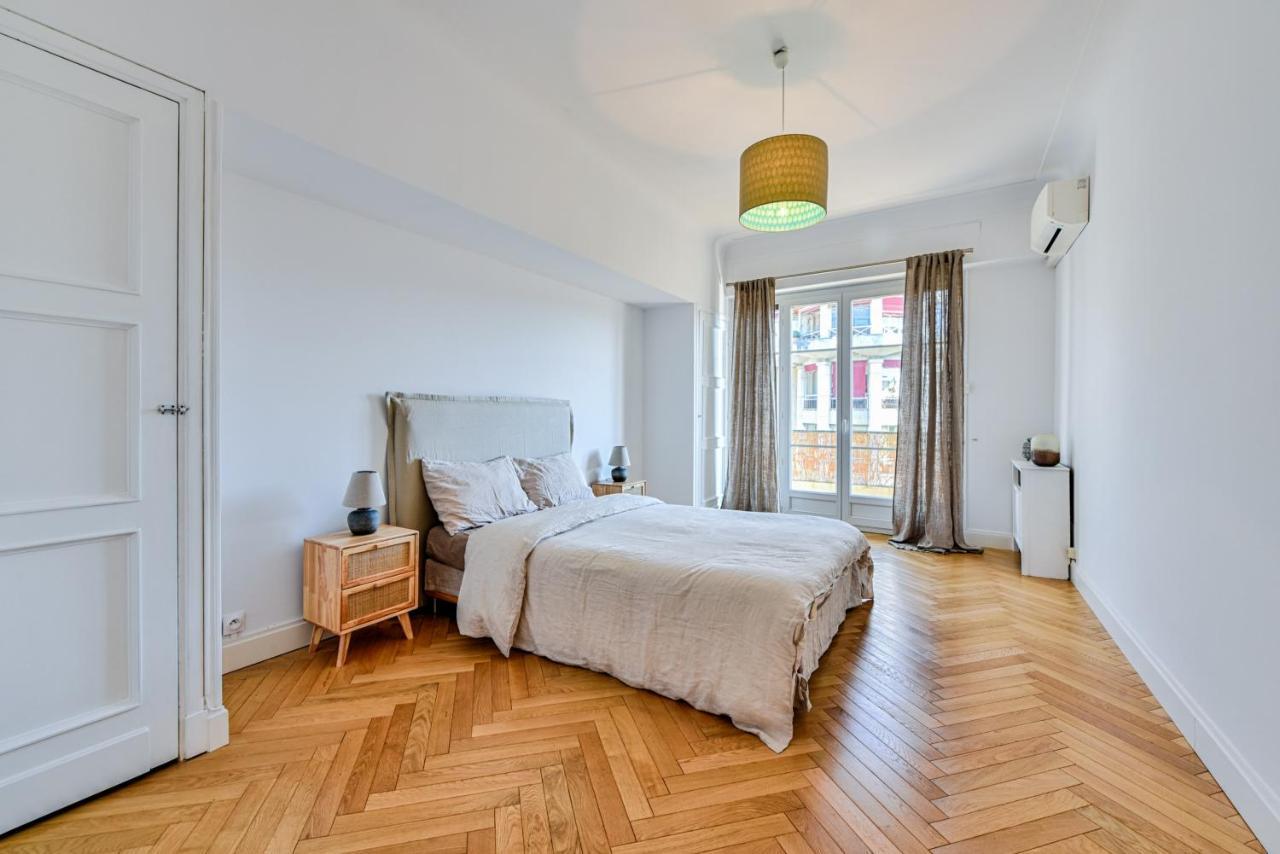 Le Nice Voltaire Esterno foto